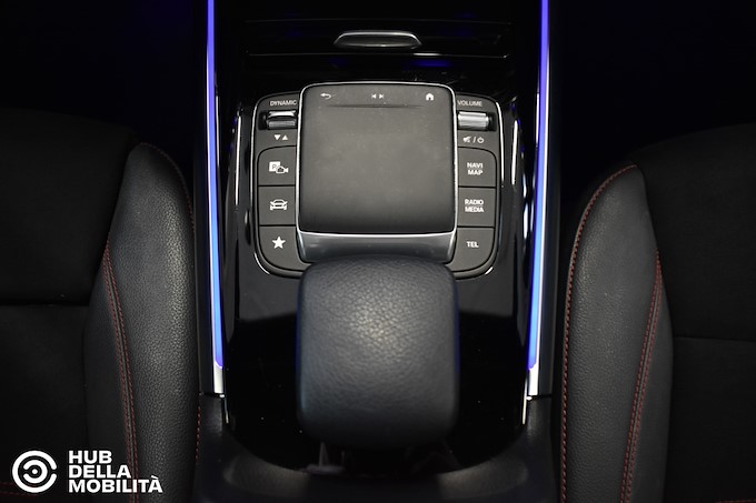 MERCEDES-BENZ GLA 250 e hybrid EQ Premium